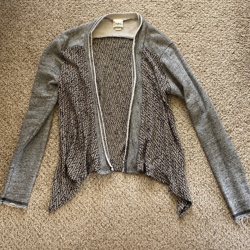 Daytrip Gray/Black Medium Cardigan